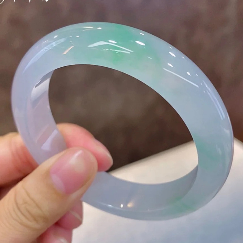 Natural bracelet, ice-like tex - Lighting recension och pris
